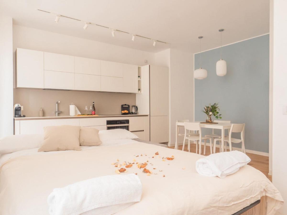 The Best Rent - Modern Apartment Near Corso Buenos Aires Milan Luaran gambar