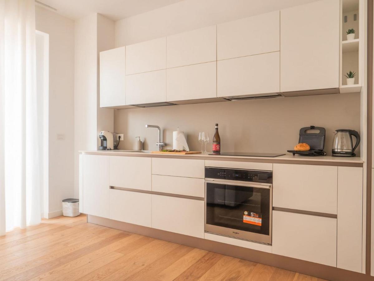 The Best Rent - Modern Apartment Near Corso Buenos Aires Milan Luaran gambar
